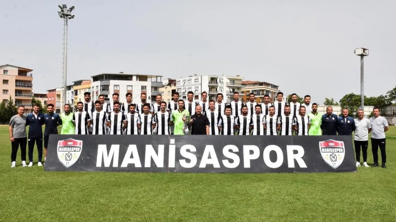 Manisaspor, Süper Amatör Lig'de namağlup şampiyon oldu! Kutlamalar başlıyor