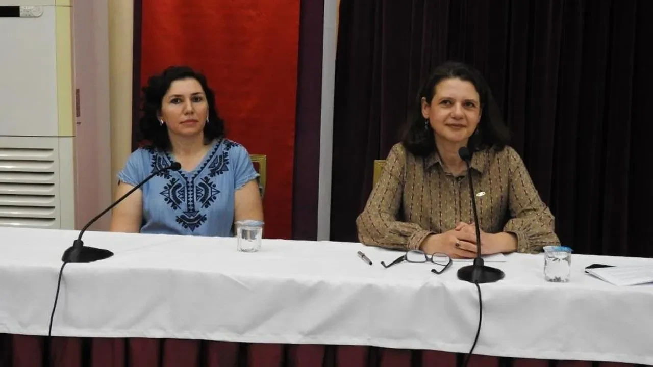 Manisa'da 'Otizm Farkındalığı' paneli: Otizmli bireyler nasıl topluma kazandırılır?