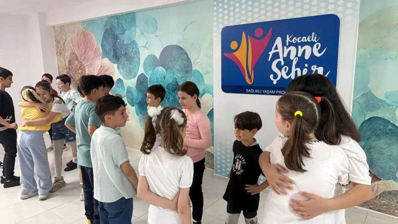 Kocaeli'de çocuklara temel yaşam becerileri kazandıracak "Anne Şehir ile Adım Adım Hayat" projesi başladı