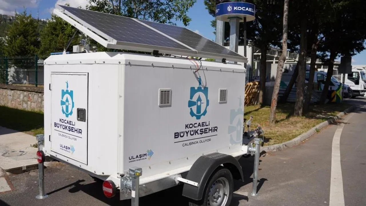 Trafiğe akıllı çözüm: Kocaeli'de güneş panelli kamera sistemi kullanılıyor