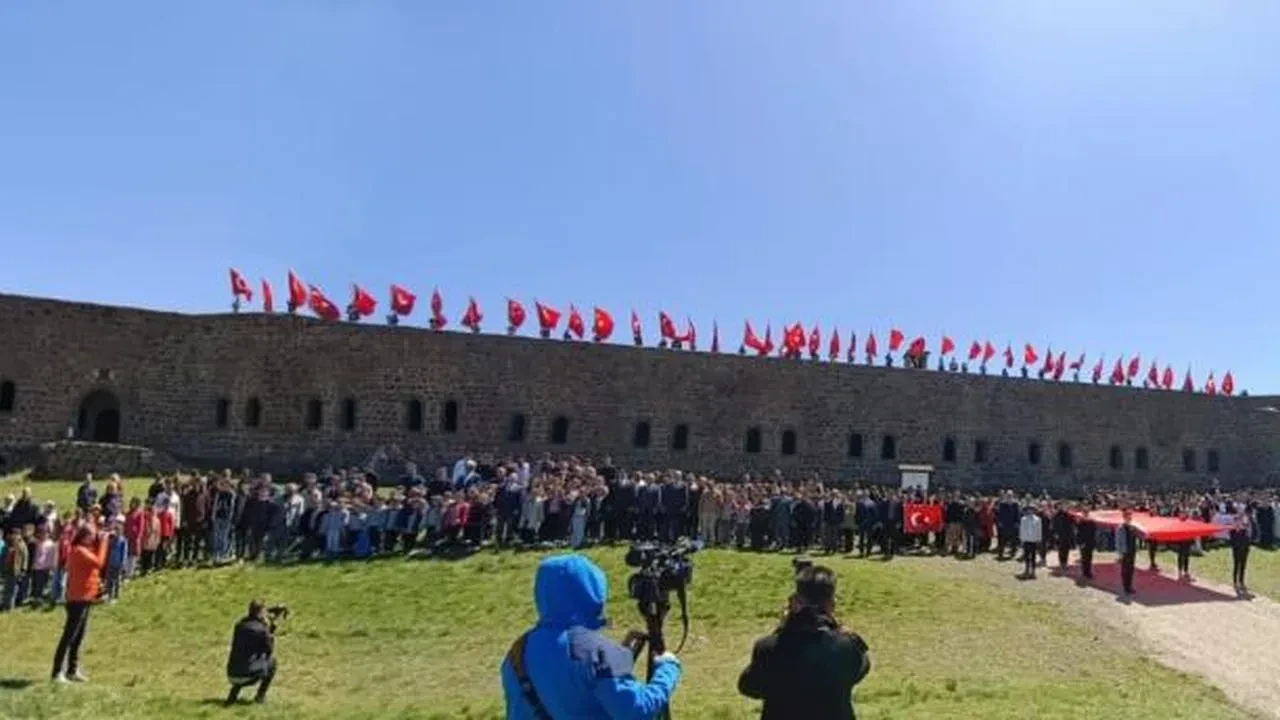 Erzurum'da 'Ecdada Vefa' programı düzenlendi: Tarihin önemi vurgulandı