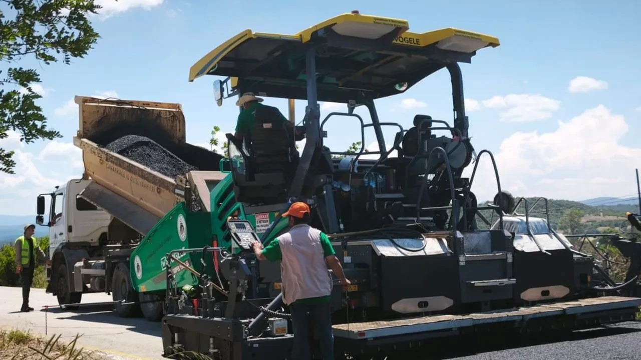 Çanakkale köy yolları yeni asfalta kavuşuyor