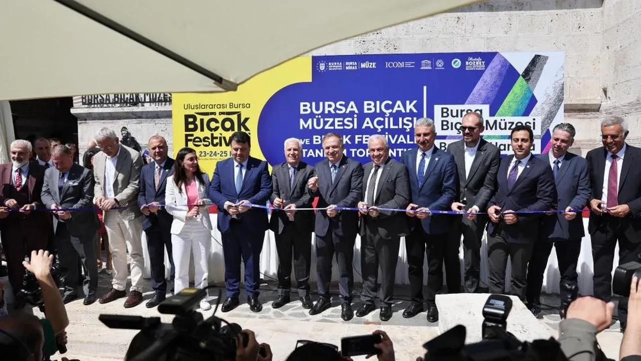 Bursa Bıçak Müzesi Balibey Han'da Açıldı
