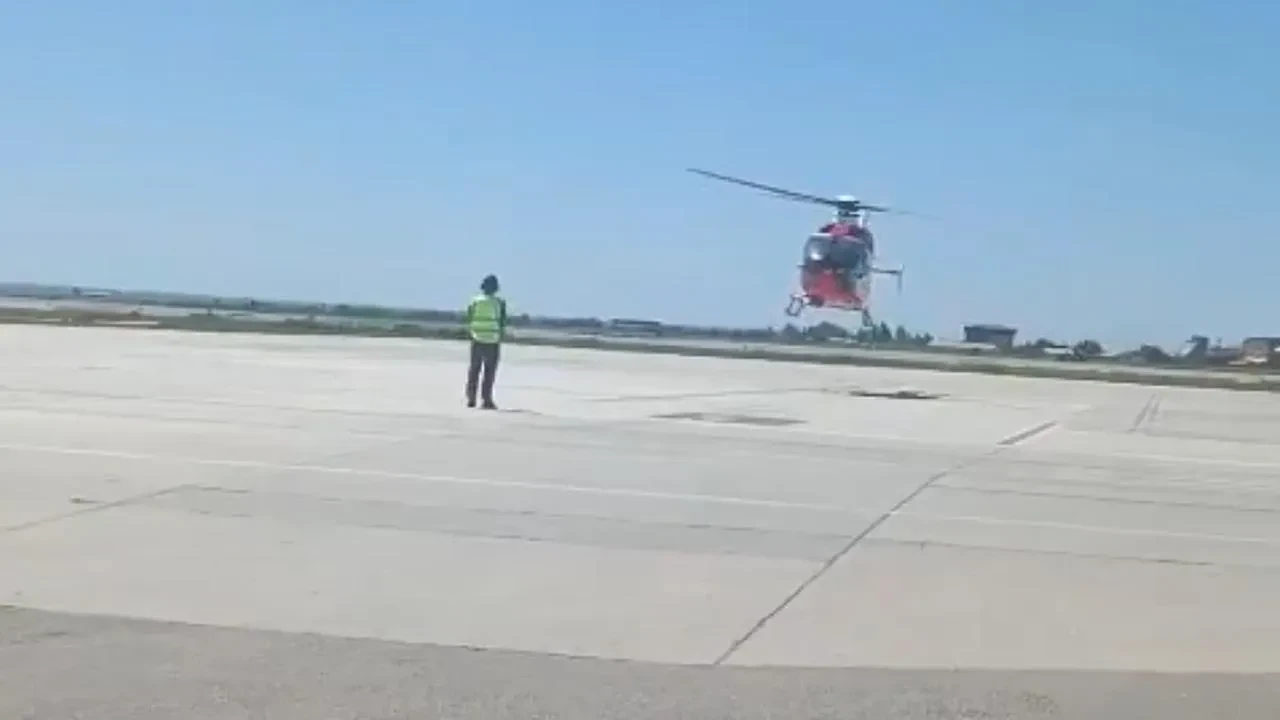 Yenidoğan bebek Şemdinliden Vana helikopterle taşındı