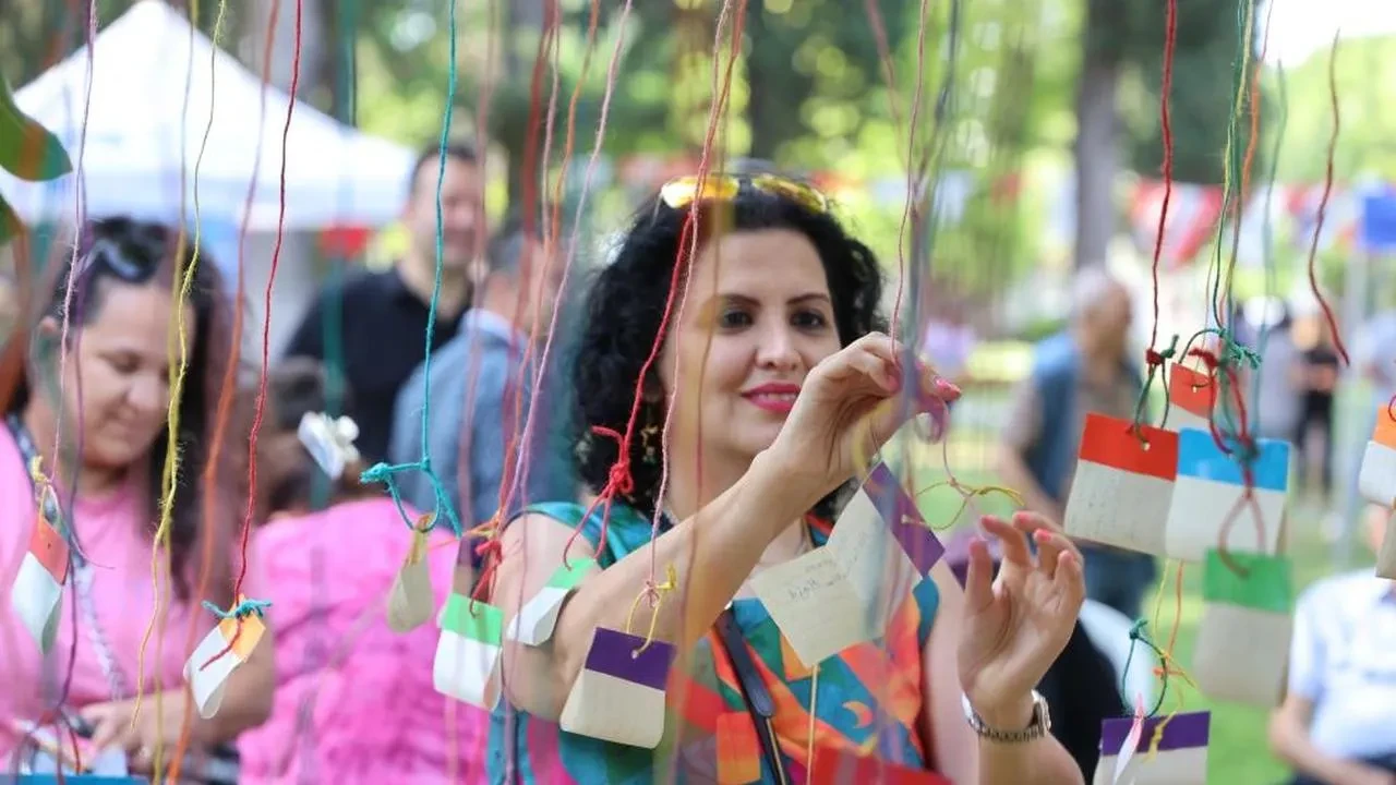 Antalya'da Hıdırellez coşkusu: Baharın müjdecisi şenliklerle kutlandı