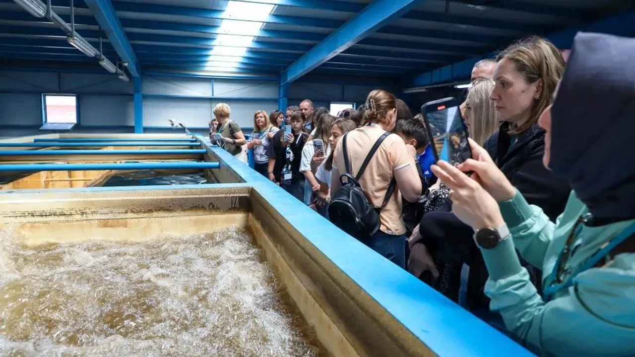 SASKİ, uluslararası öğrencilerle su farkındalığı için Hızırilyas tesisini tanıttı