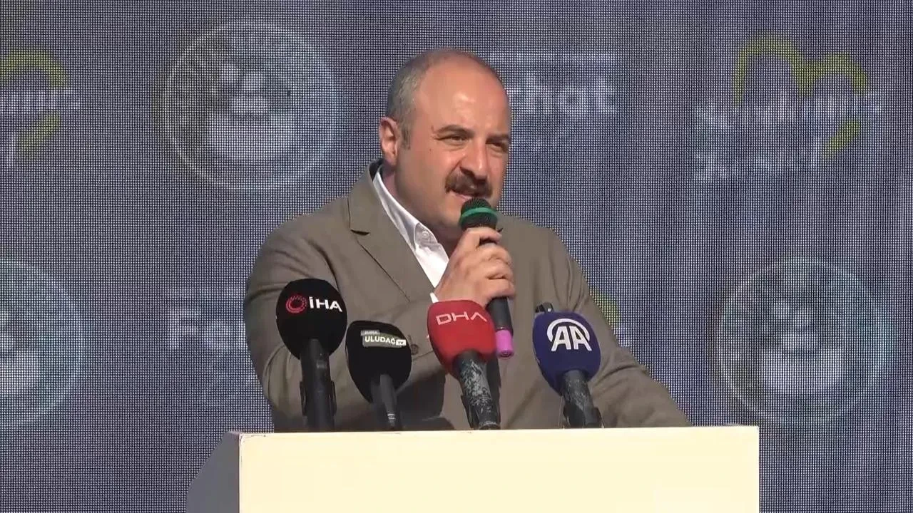 Mustafa Varank Kestel Otopark Açılışında CHPyi Eleştirdi