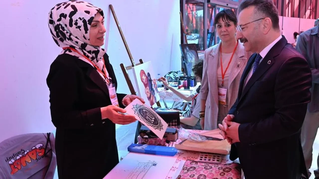 Eskişehir'de Genç Sanat Çalıştayı başladı! Aksoy'dan dikkat çeken açıklamalar...