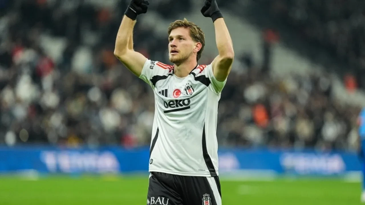 Beşiktaş'lı Semih Kılıçsoy'un geleceği tehlikede! Kiralık transfer mi geliyor?