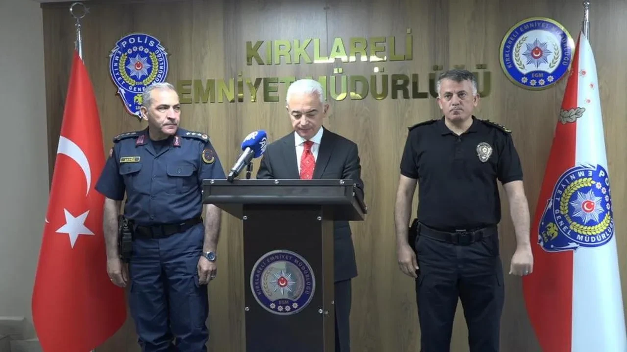 Kırklareli'nde insan kaçakçılığına ve uyuşturucuya darbeler: 32 tutuklama