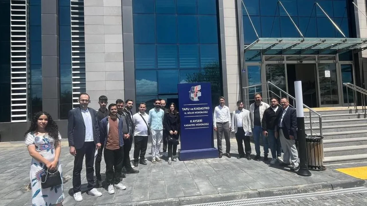 Tomarza MYO öğrencileri, kadastro ve tapu alanında uygulamalı eğitim fırsatı buldu