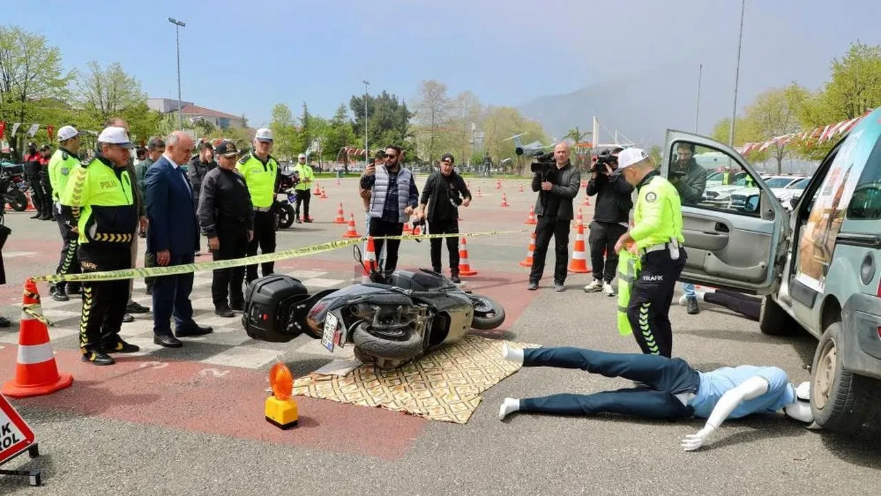 Ordu'da karayolları Trafik Haftası etkinlikleriyle güvenli sürüşe dikkat çekildi