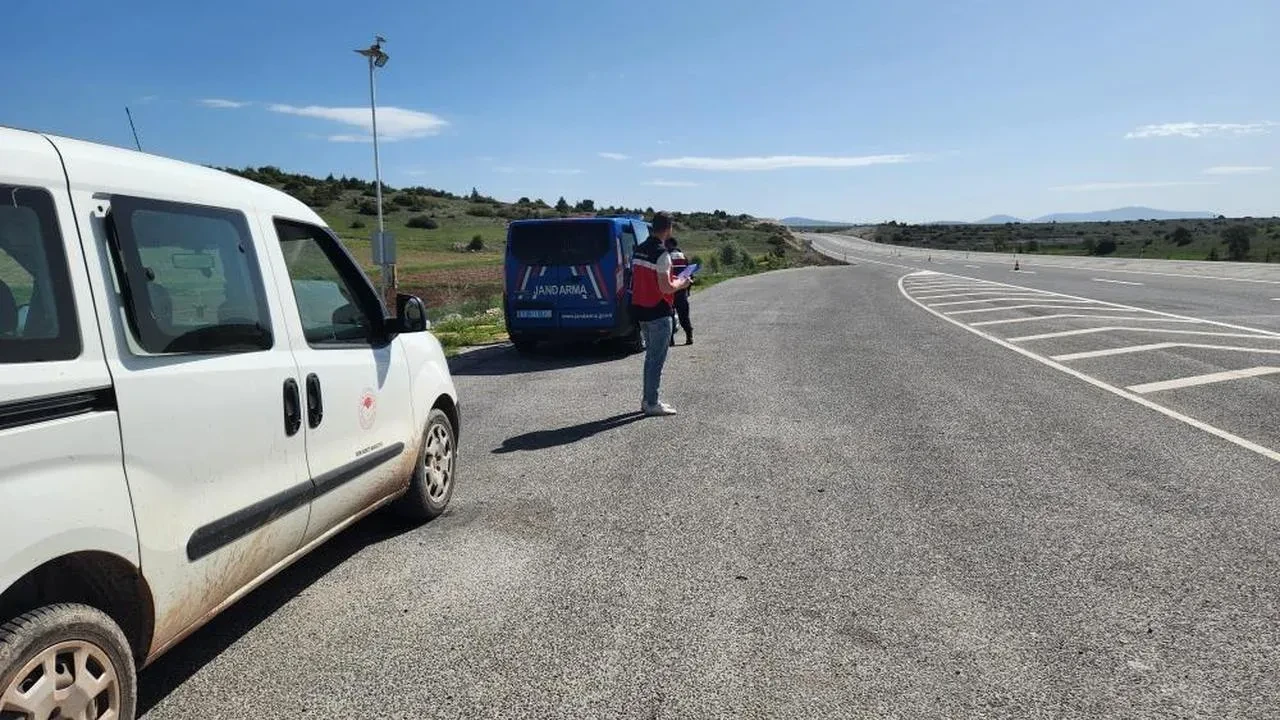 Kurban Bayramı öncesi Aslanapa'da hayvan hareketlerine yol kontrolleri başladı