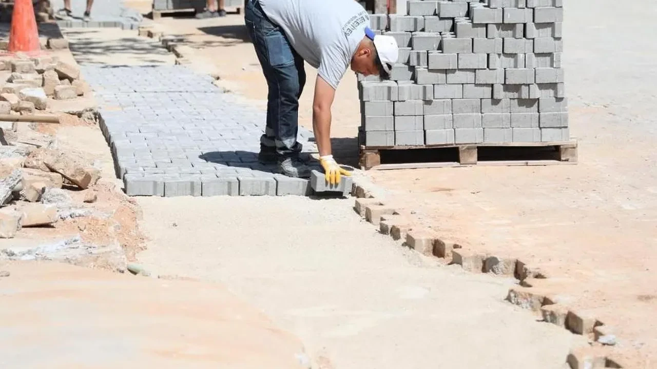 Didim Belediyesi, Yalıköy Mahallesi'nde yol yapım çalışmalarını tamamladı! Yeni yollar vatandaşları bekliyor