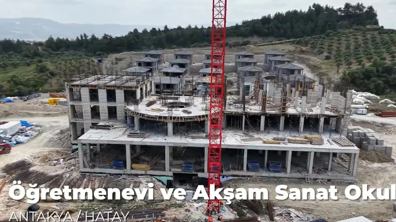 Hatay Kisecik Mahallesinde yeni öğretmenevi yükseliyor