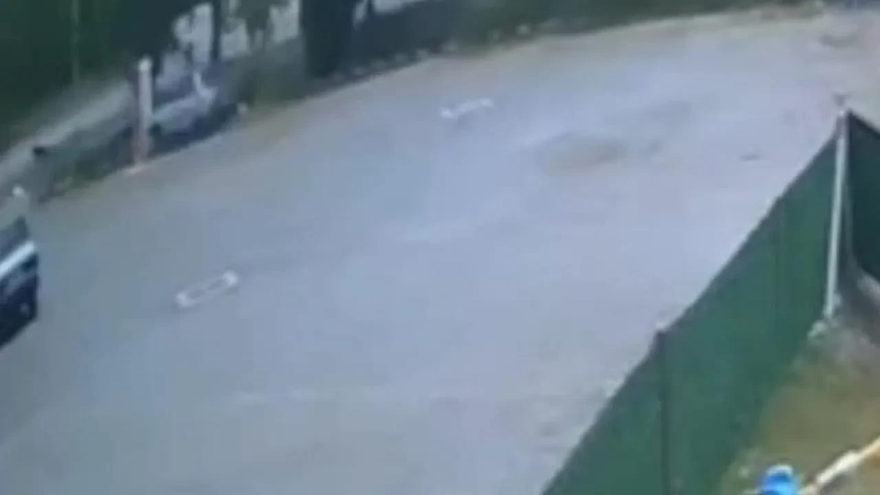 Çanakkale'de 8 kişinin hayatını kaybettiği feci kaza anı kamerada