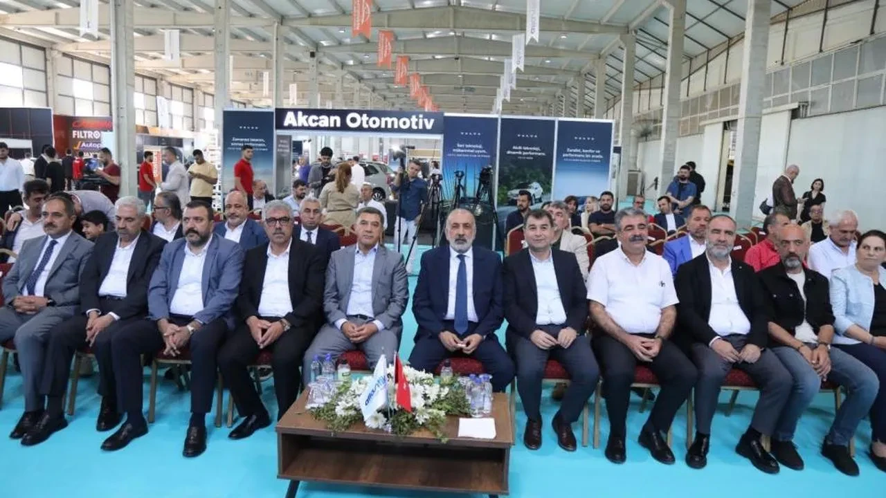 Mezopotamya Otomobil ve Mobilite Fuarı Diyarbakır'da açıldı