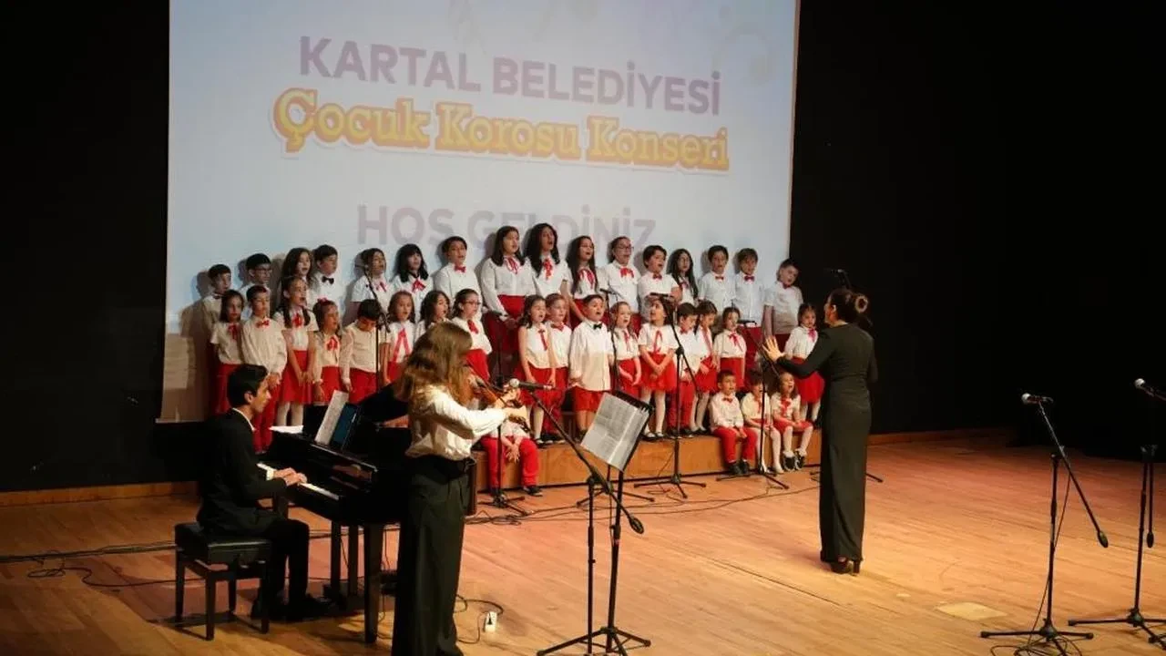 Kartal Belediyesi Çocuk Korosu'ndan büyülü bir müzik deneyimi: Unutulmaz konserle göz doldurdu