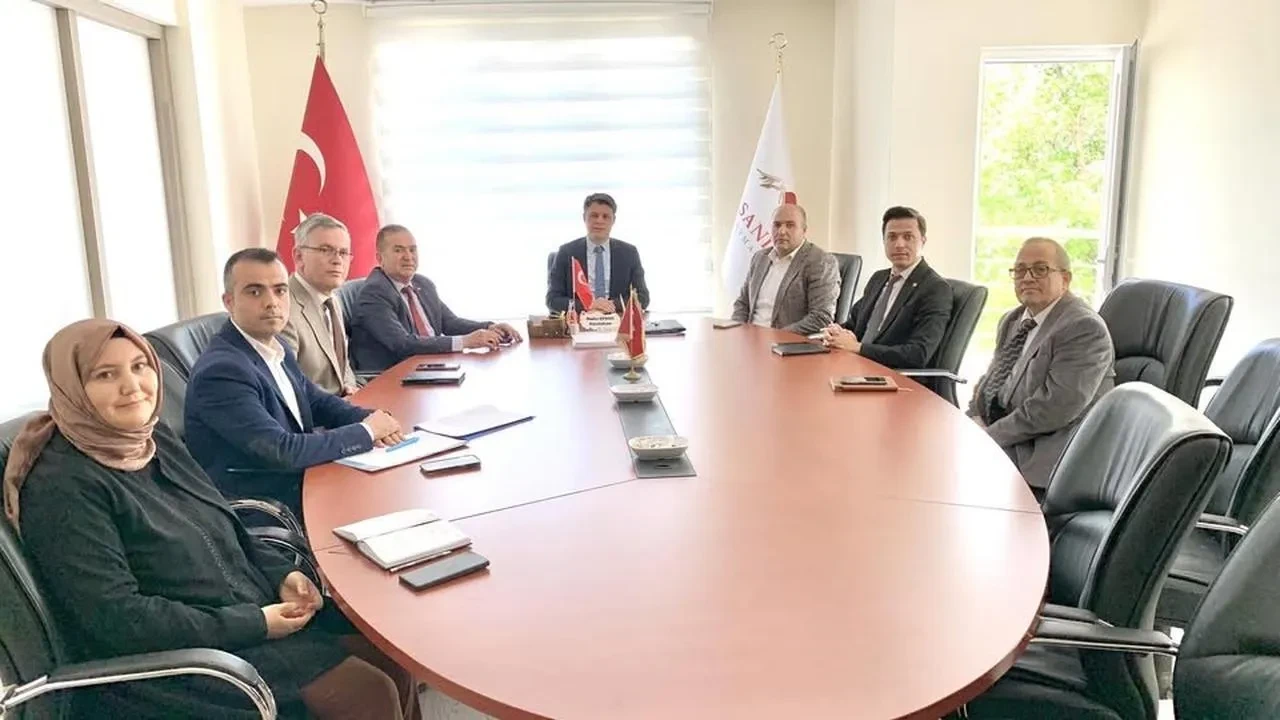 Sandıklı'da eğitim kalitesini artırmak için yeni projeler hayata geçiriliyor