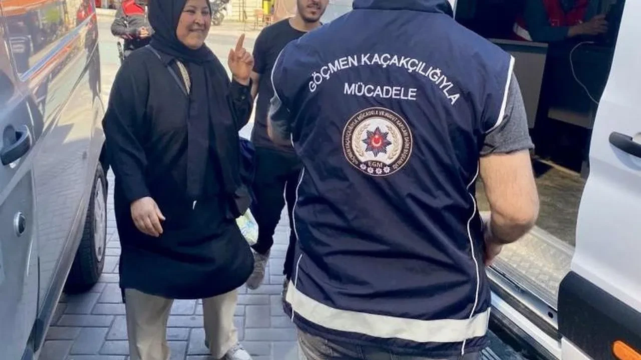 Bilecik'te iki yabancı uyruklu kişi sınır dışı yapıldı