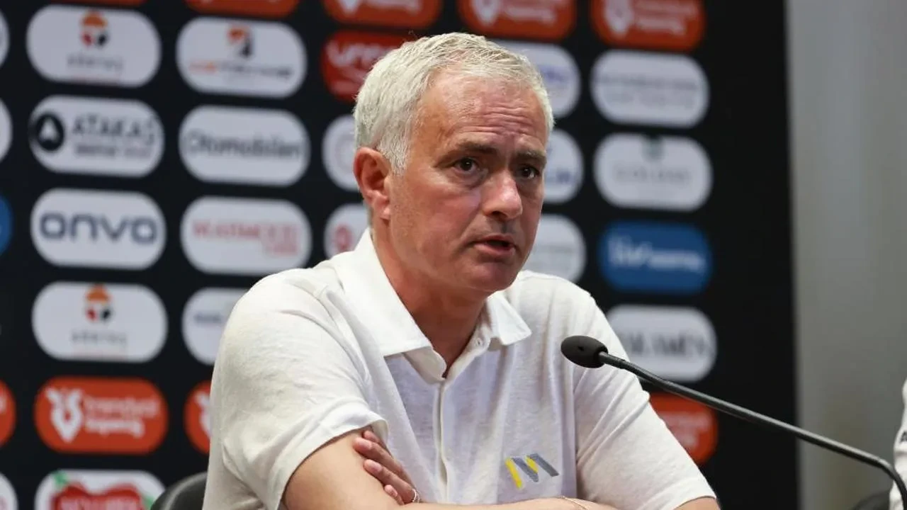 Mourinho ve Fenerbahçe'nin Hatayspor karşısında ağır mağlubiyeti