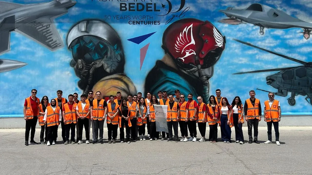 MCBÜ öğrencileri TUSAŞ tesislerinde havacılık teknolojilerini keşfetti