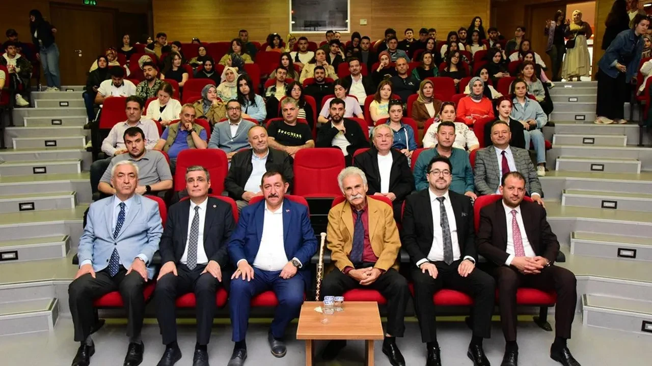 Anadolu'nun kültürel zenginliği Kastamonu Üniversitesi'nde masaya yatırıldı