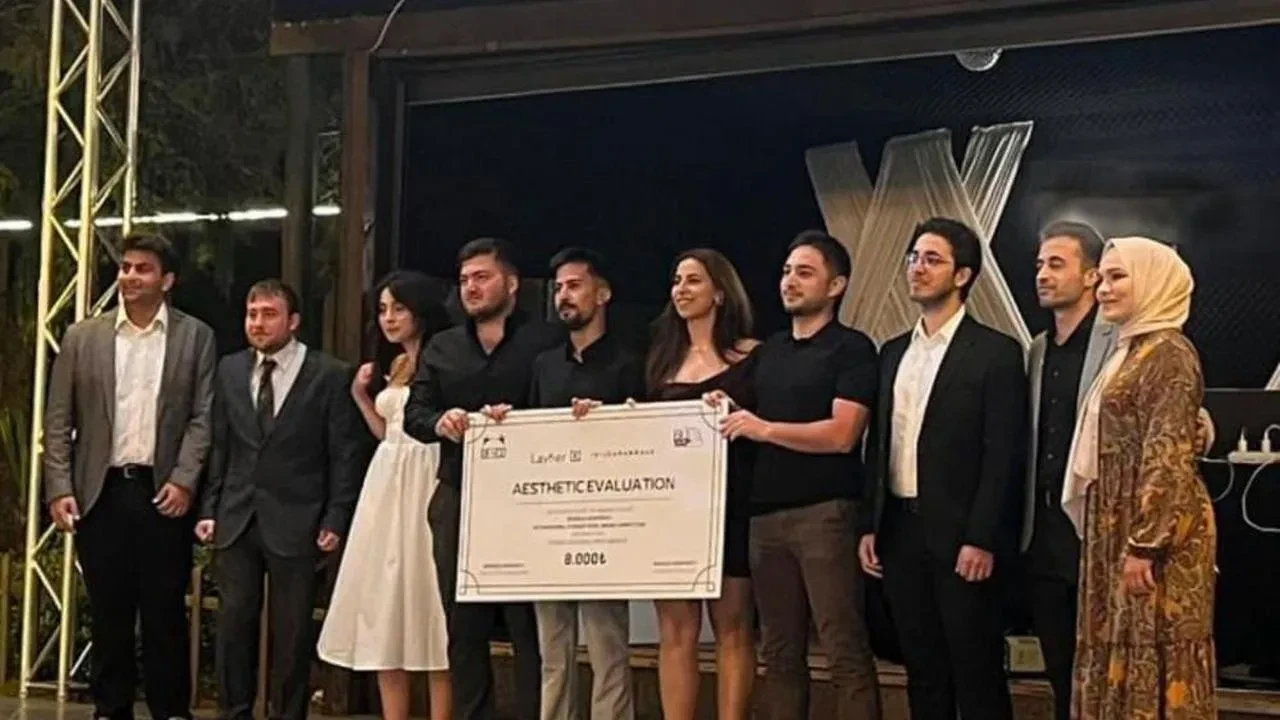 Sakarya Üniversitesi Çelik Köprü Takımı, uluslararası yarışmada hem birincilik hem de estetik ödülünü kazandı