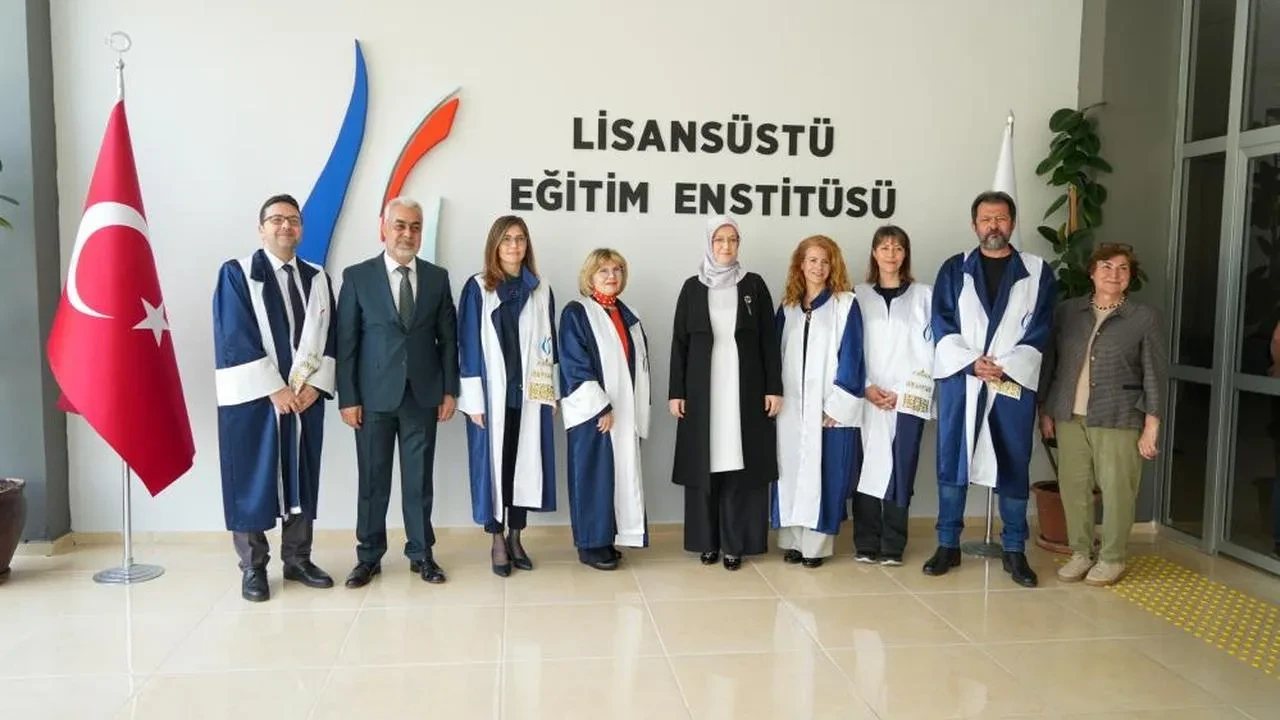 72 yaşında doktorayı tamamladı: Ümmühan Tibet zeytincilik sektörüne akademik katkı sunmayı hedefliyor