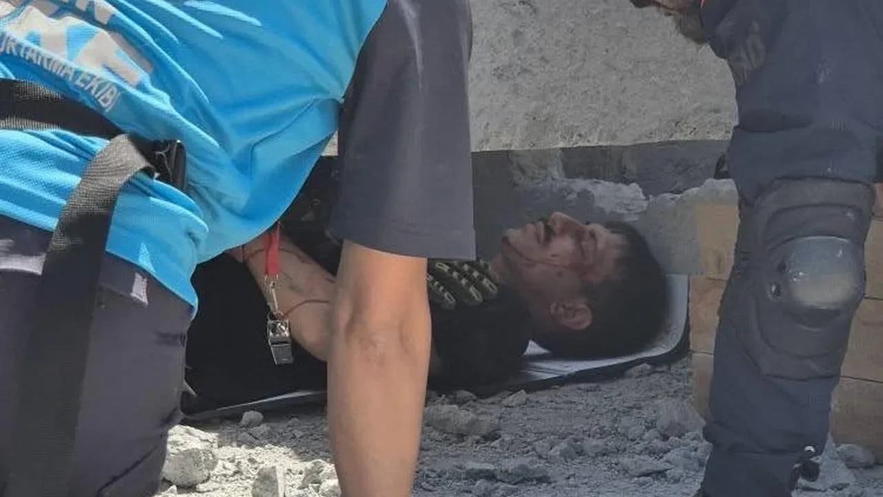 Aydın'da AFAD ve UMKE iş birliğiyle gerçekleştirilen afet tatbikatı başarıyla tamamlandı