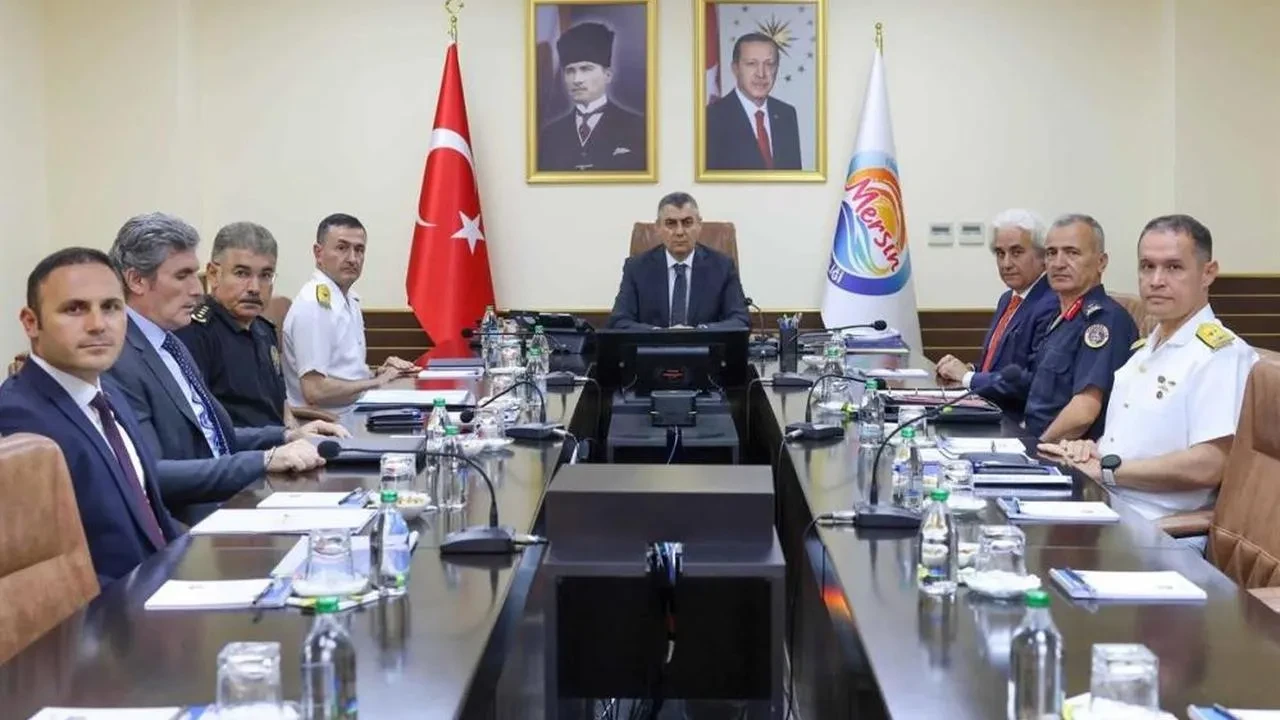 Mersin'de büyük operasyon: Aranan 968 kişi yakalandı, uyuşturucu ve trafik cezası yağmuru