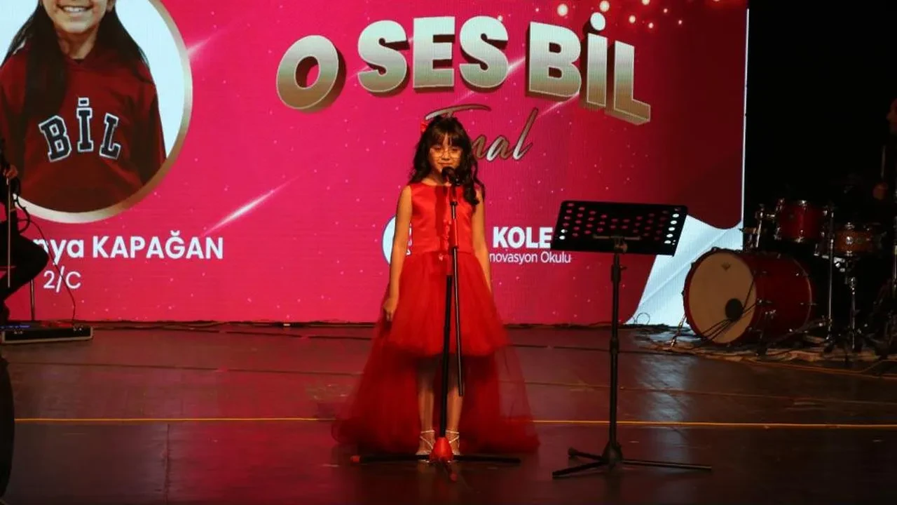 Van'da minik yetenekler sahne aldı! Ses yarışmasında ödüller sahiplerini buldu