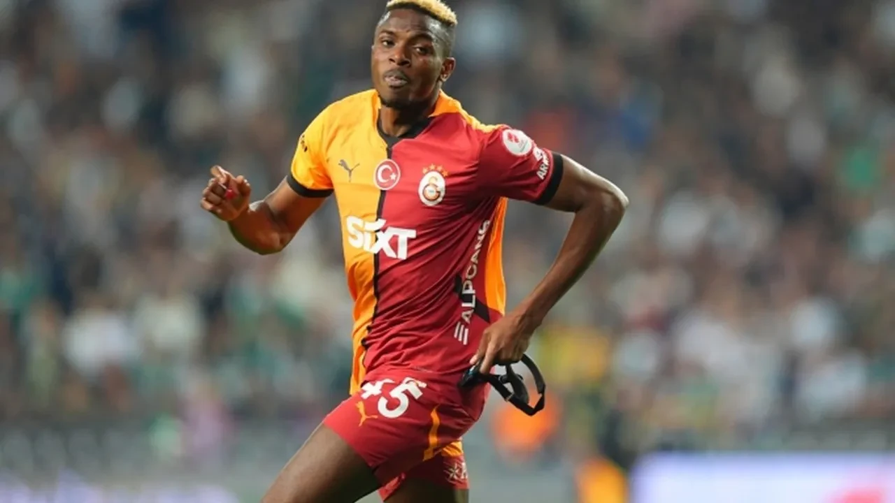 Galatasaray, Napoli'nin yıldız forveti Osimhen için 66 milyon Euro'luk teklif sundu: Fenerbahçe ile kıyasıya rekabet var