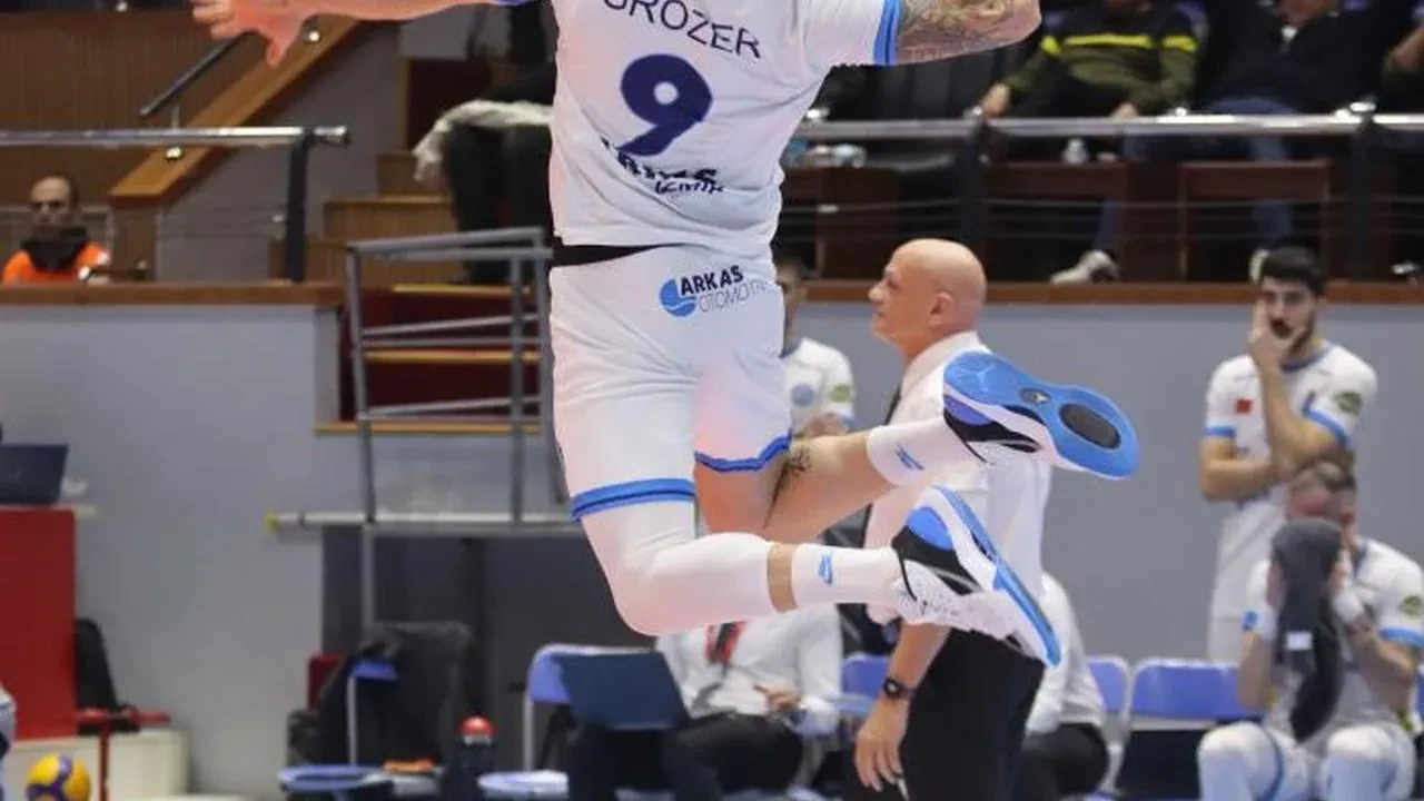 Arkas Spor'da şok ayrılık: Georg Grozer takımdan resmen ayrıldı