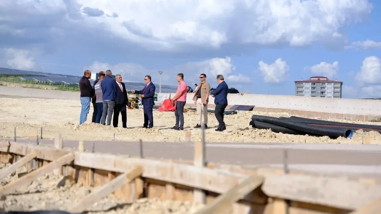 Vali Eldivan Bayburt Hayvan Bakım Evini İnceledi