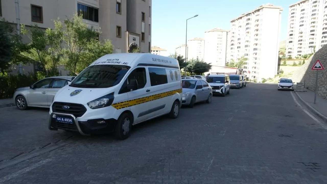 Malatya'nın Battalgazi ilçesinde yaşlı adam intihar etti