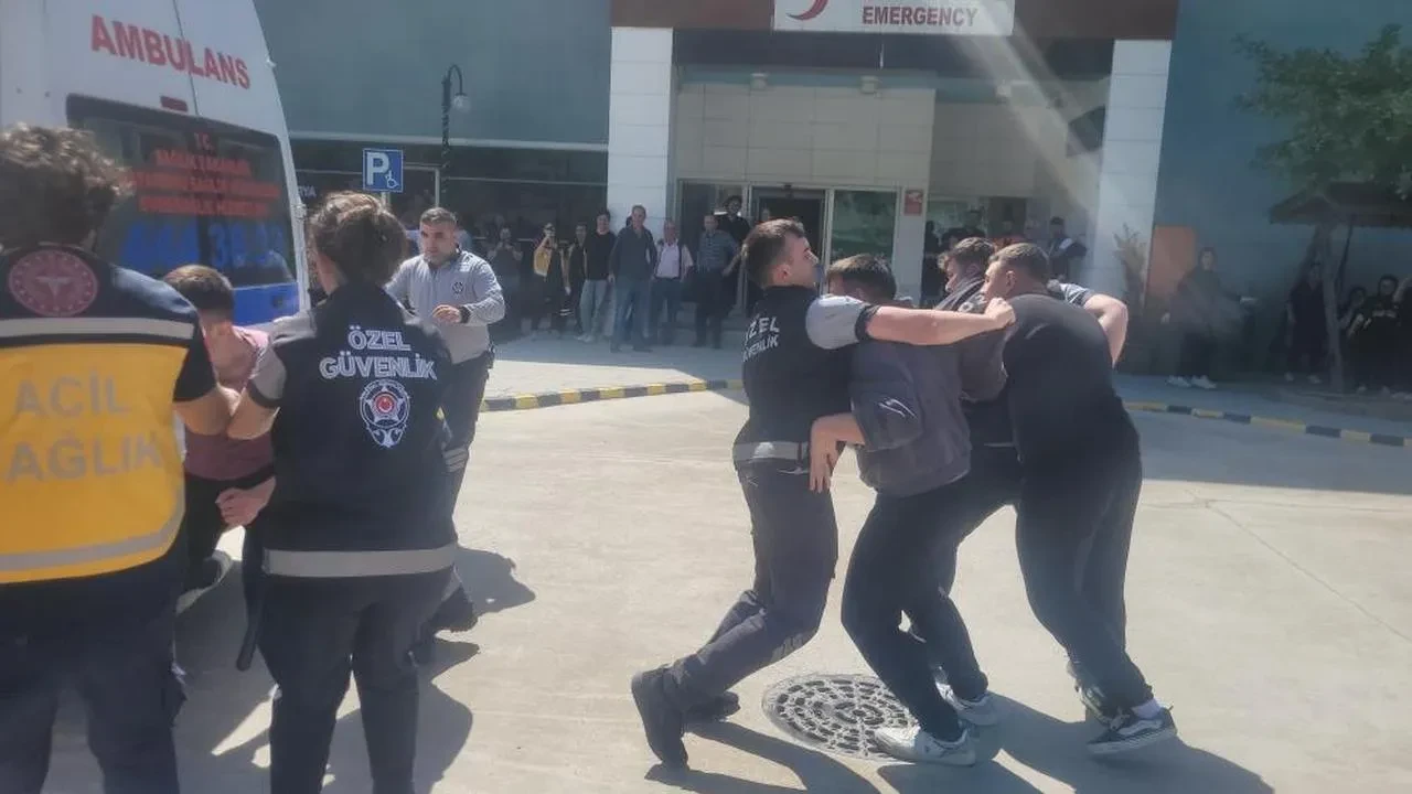 İnebolu Devlet Hastanesinde gerçekçi yangın tatbikatı yapıldı