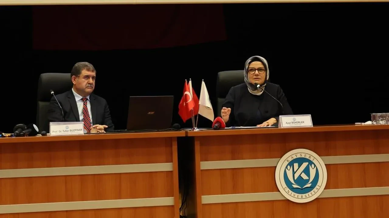 Kayseri Üniversitesi'nde Filistin ve Siyonizm konferansı düzenlendi