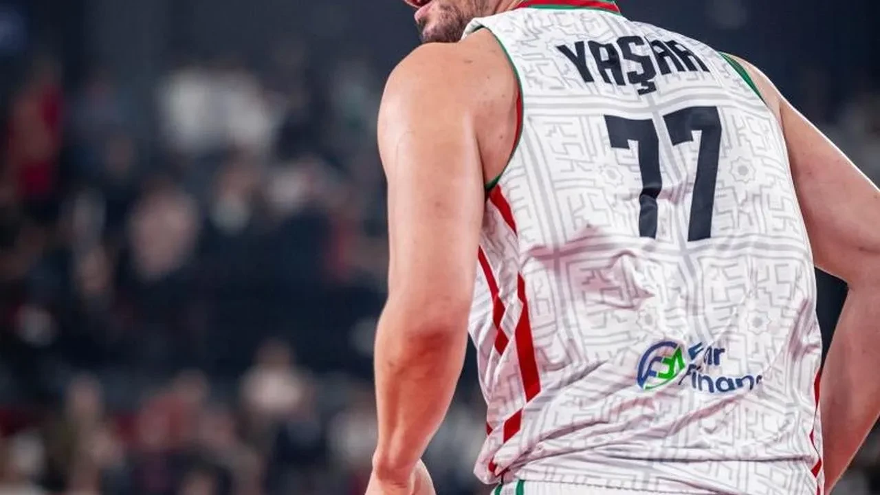 Karşıyaka'nın gururu: Muhsin Yaşar Nisan ayının en iyi oyuncusu seçildi