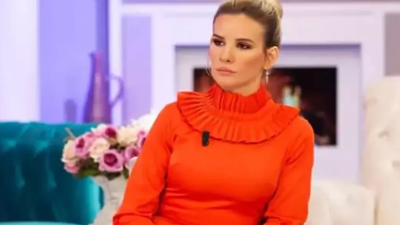 Esra Erol'un şaşırtan temizlik itirafı: Kimse elime su dökemez