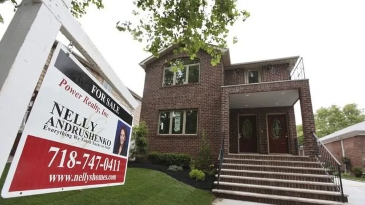 Mortgage Başvurularında Düşüş: Yükselen Faiz Oranları Piyasayı Nasıl Etkiliyor?