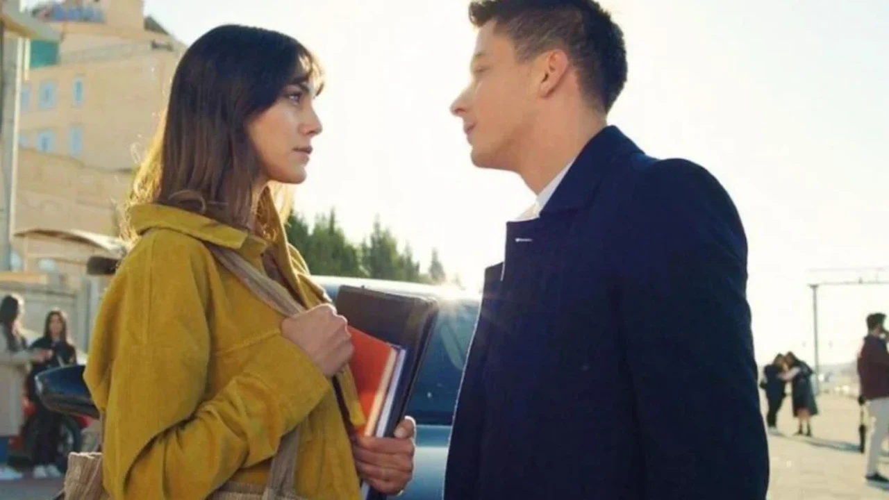 Uzak Şehir'de aşk ve sırlar: Kaya ve Zerrin'in ilişkisi ne olacak?