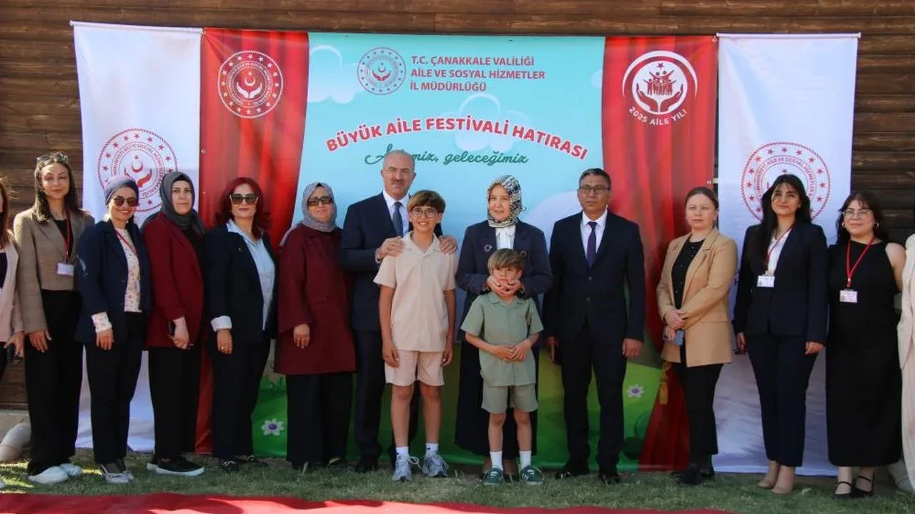 Çanakkale'de Büyük Aile Festivali rüzgarı: Bakan Yardımcısı Yenigün'den vatandaşlara özel anlar