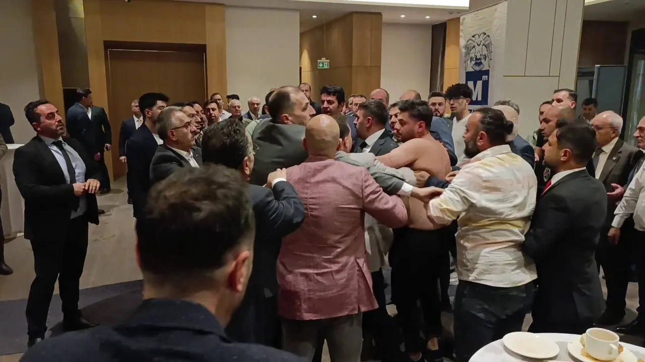 Erzurum Mali Müşavirler Odası seçiminde yumruklar konuştu