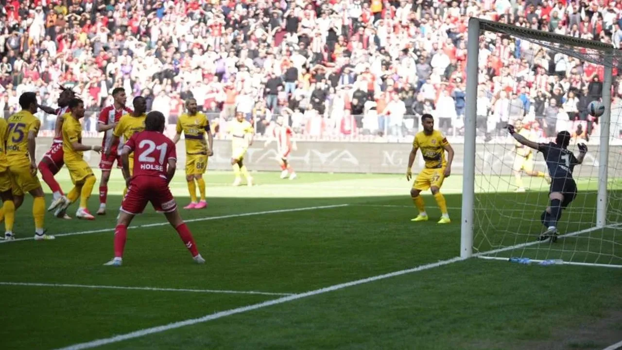Trendyol süper lig: Samsunspor: 1  Eyüpspor: 0 (maç devam ediyor)