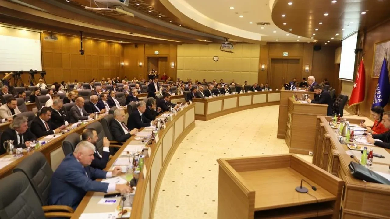 Bursa'da BUSKİ'nin 25 milyar lira borcu! Başkan Bozbey çözüm önerilerini açıkladı