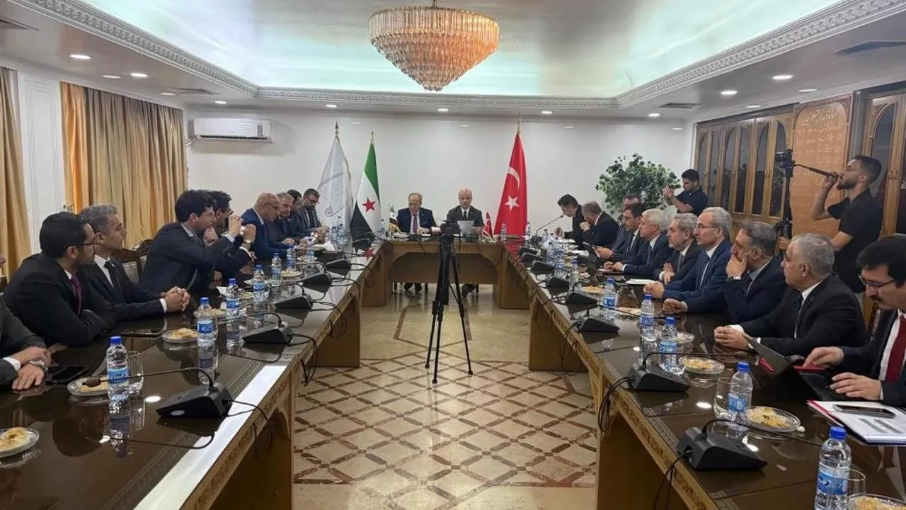 Türkiye ve Suriye'den Yükseköğretimde tarihi işbirliği: Türkiye-Suriye Üniversitesi geliyor