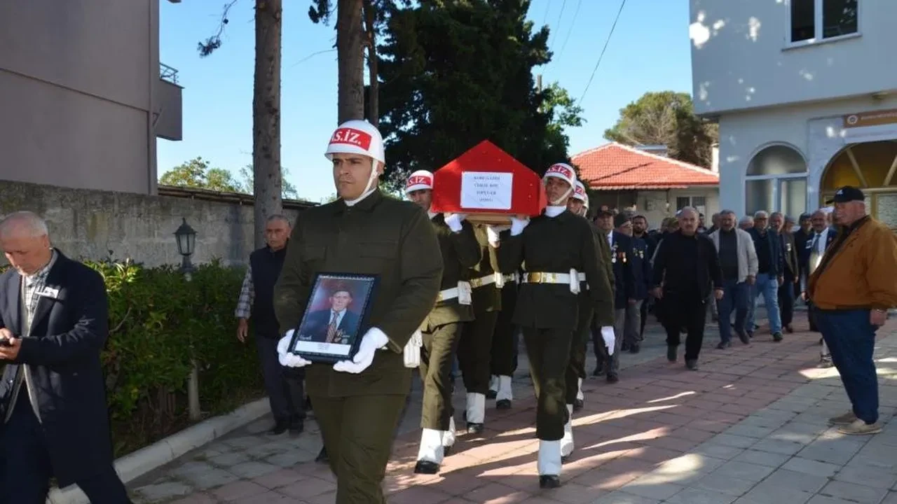 Kore Gazisi Cemal Koç Bafra'da son yolculuğuna uğurlandı