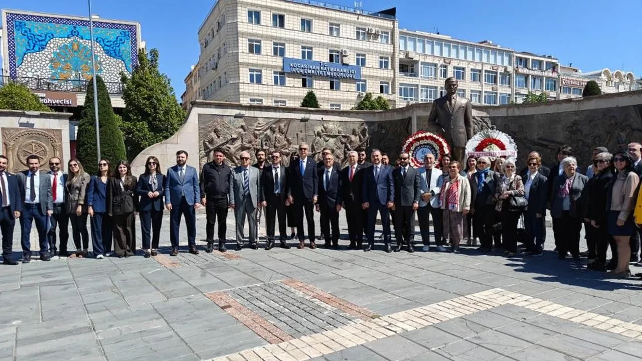 Kayseri'de Eczacılar Günü coşkuyla kutlandı! Eczacılar, sahte ilaçlara karşı uyarıyor