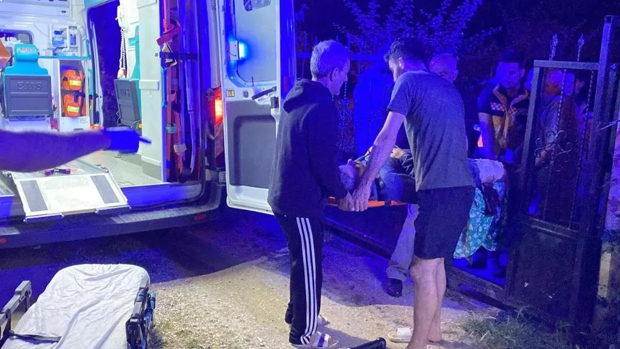 Kartepe'de aile kavgasında silahlar konuştu